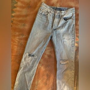 1 DAY SALE Levi’s 501 Original high waisted button fly jeans